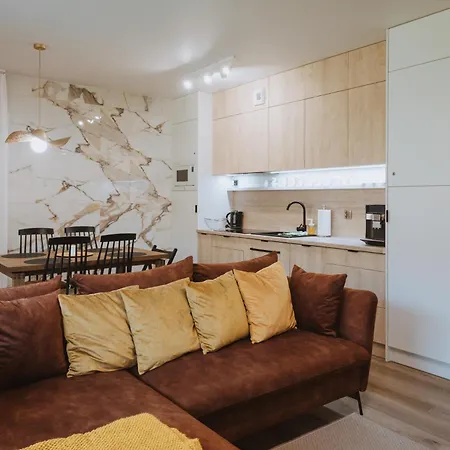 Nadmorski E.52 Porto *