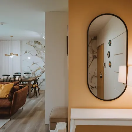 Nadmorski E.52 Porto